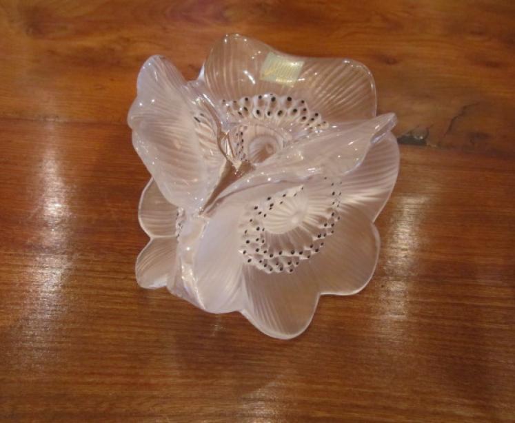 Stunning George II Red Walnut Kneehole Desk - Image 2