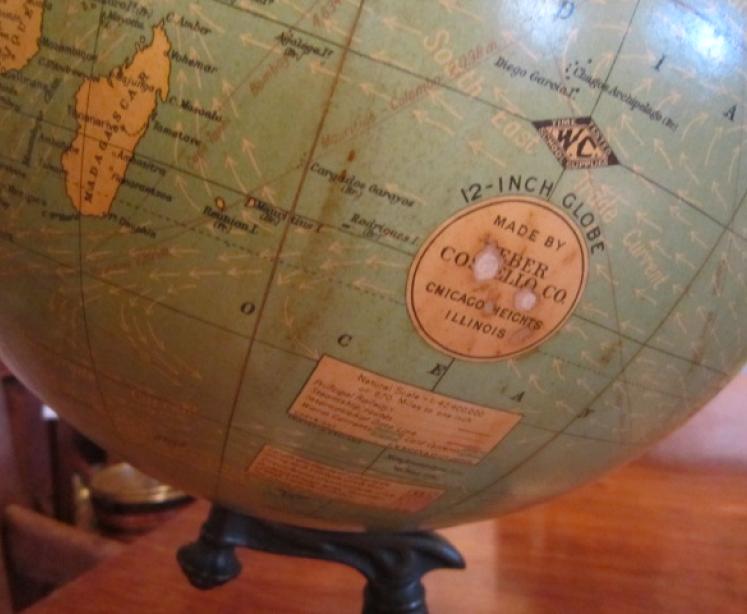 Stunning George II Walnut Ribbon Fronted Chest - Image 2