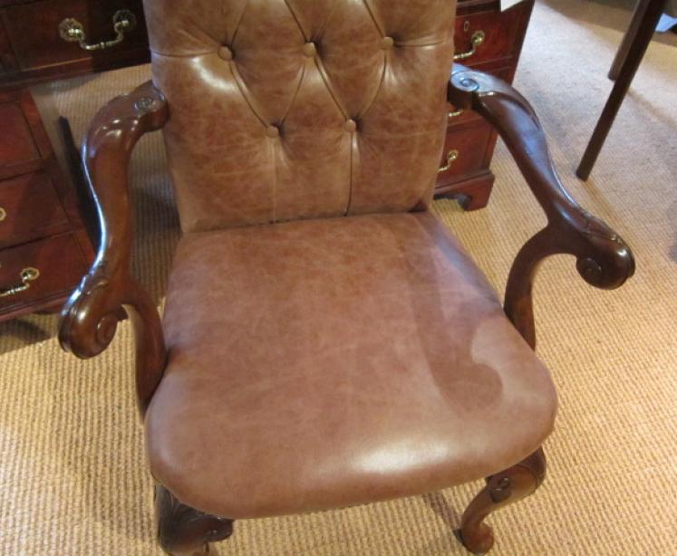 Fine Mid 19th Century Rococo Gilt Wall Mirror - Image 1