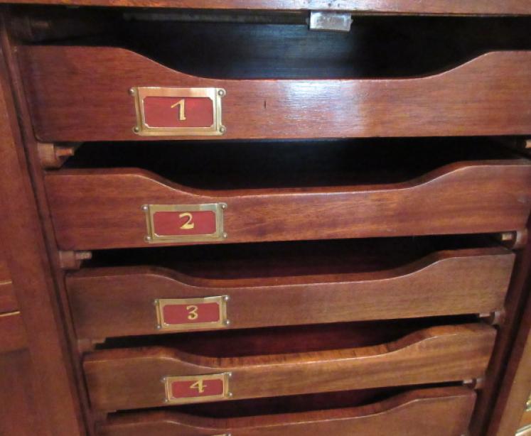 Top Quality Edwardian Cast Bronze Chandelier - Image 5