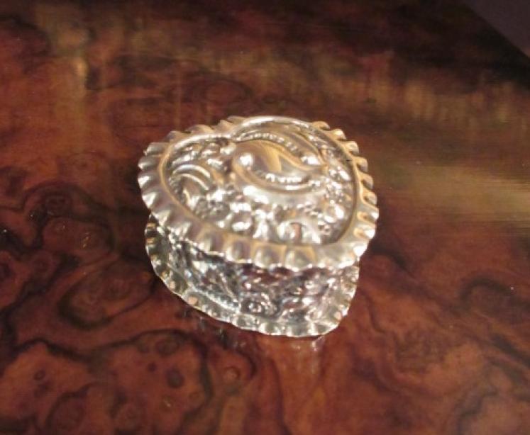 Superb Edwardian Period Polished Oak Filing Cabinet - Image 5