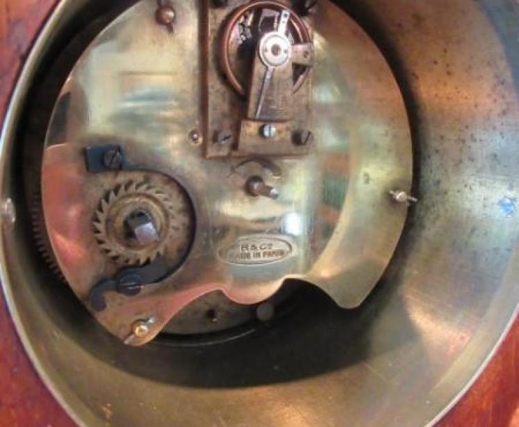 Superb William & Mary Style Extending Refectory Table - Image 2