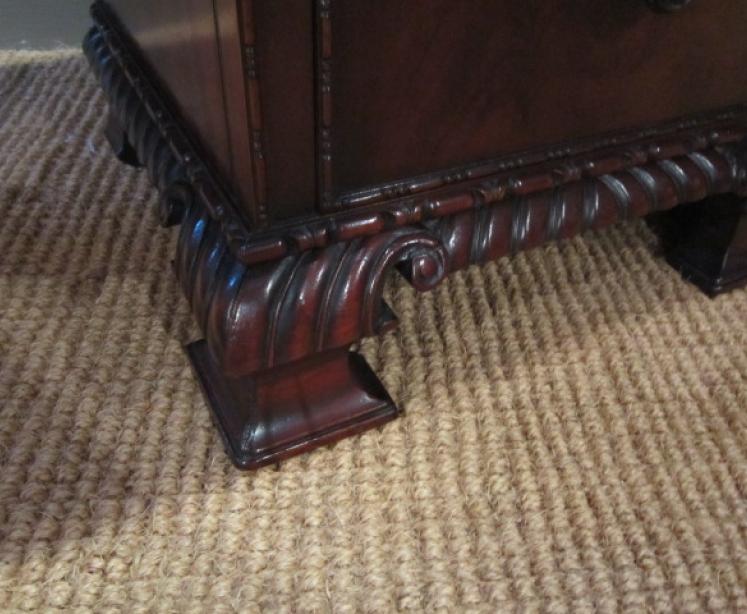 Early Mouseman Adzed Solid Oak Large Fruit Bowl - Image 4