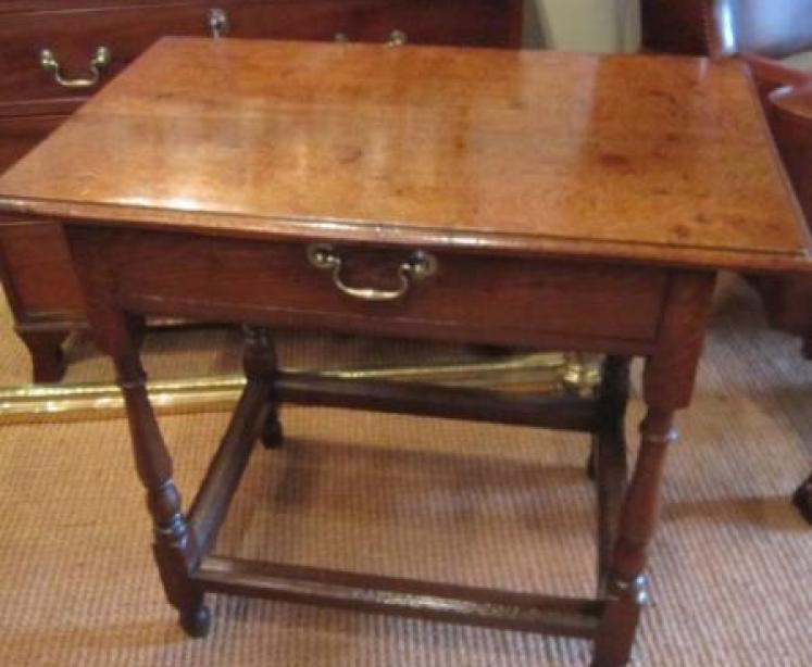 Early Victorian Yew Wood Low Back Windsor Armchair - Image 5