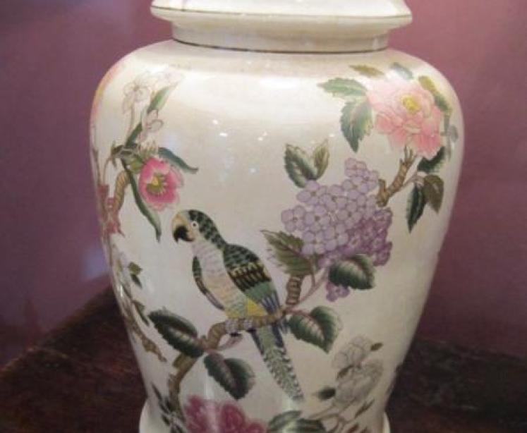 Early Mouseman Adzed Oak Lidded Box - Image 2