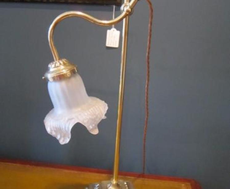 Early Victorian Ash & Elm High Backed Windsor Armchair - Image 2