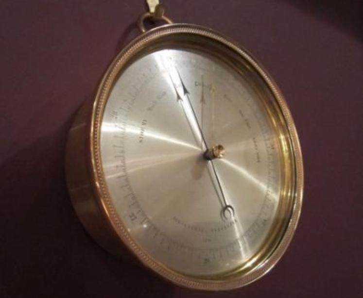 Antique Chinioserie Black Lacquered Mantel Clock - Image 6