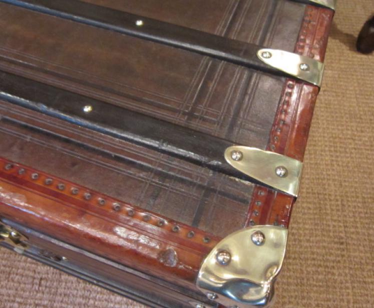 Stunning 19th Century French Leather Cabin Trunk - Image 3