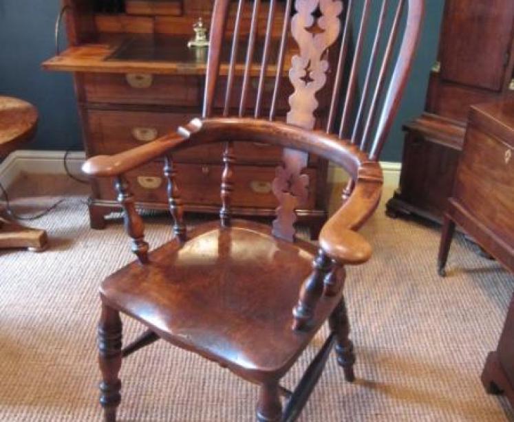 Early Victorian Broad Arm Windsor Armchair - Image 5