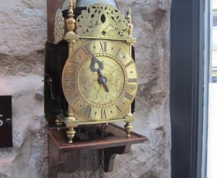 Fine & Early 18th Century Wigton Brass Lantern Clock - Image 1