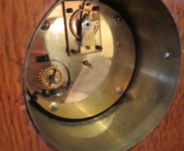 Superb Arts & Crafts Inlaid Mantel Clock - Image 4