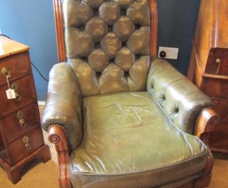 Superb Mid 19th Century Leather Library Chair - Image 1