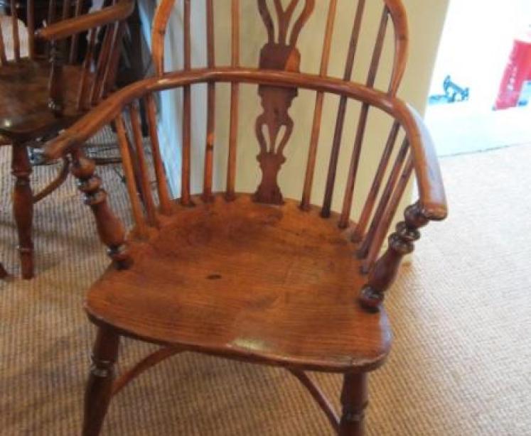 Superb Set of Six Harlequin Windsor Armchairs - Image 2