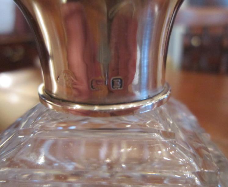 Art Deco Silver & Enamel Top Scent Bottle - Image 4