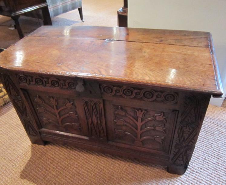 Superb Early 18th Century Tulip Carved Coffer - Image 1
