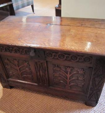 Superb Early 18th Century Tulip Carved Coffer