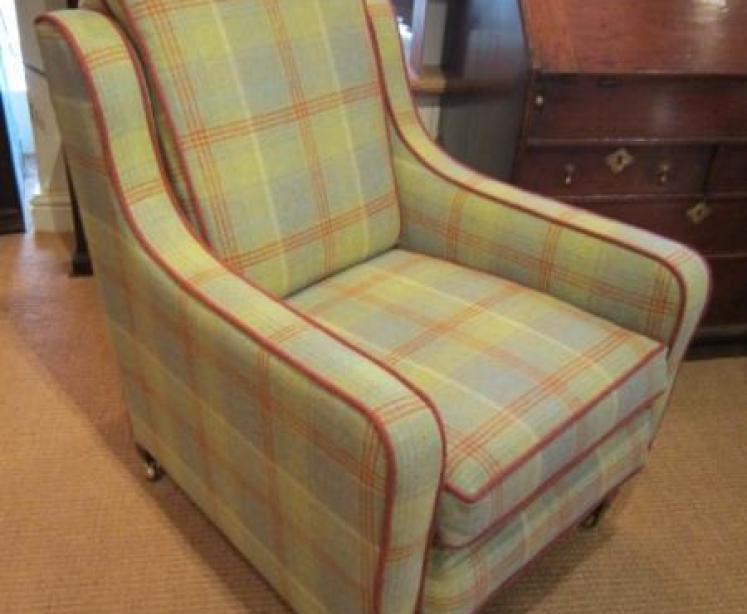 Top Quality Pair of Edwardian 'His & Hers' Armchairs - Image 2