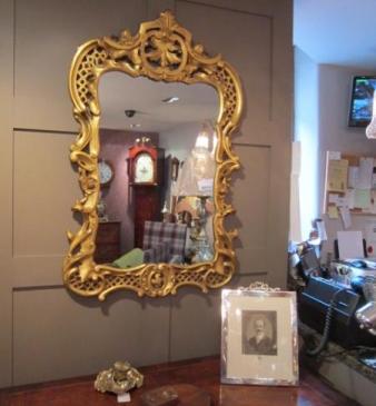 Superb Early Victorian Gilt Rococo Wall Mirror