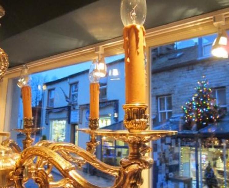 Superb Edwardian Cast Bronze Chandelier - Image 4