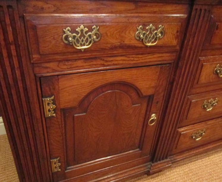 Outstanding George II Oak Low Dresser Base - Image 3