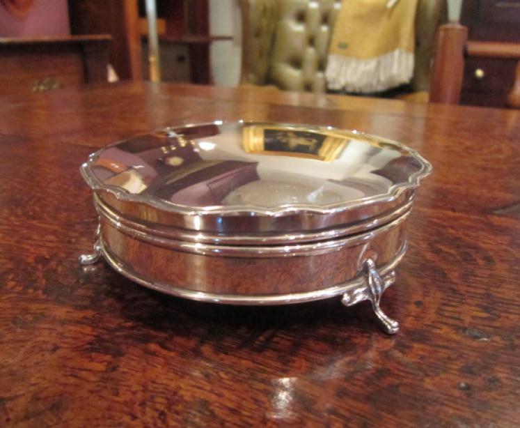 Quality George III Style Large Silver Ring Box - Image 3