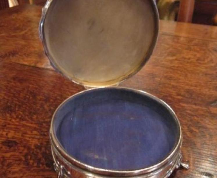 Quality George III Style Large Silver Ring Box - Image 4