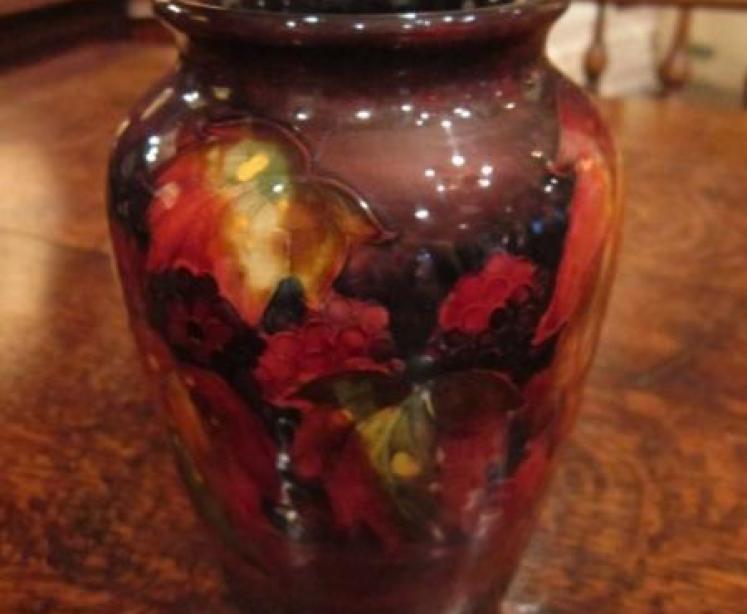 Rare Moorcroft Flambe Leaf & Blackberries Vase - Image 2
