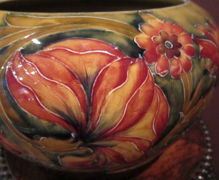 Superb Moorcroft Spanish Pattern Jardiniere - Image 2