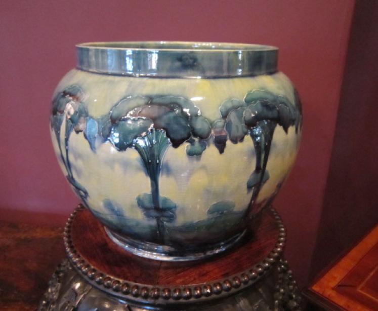 Superb Impressive Early Moorcroft Hazeldene Jardiniere - Image 1