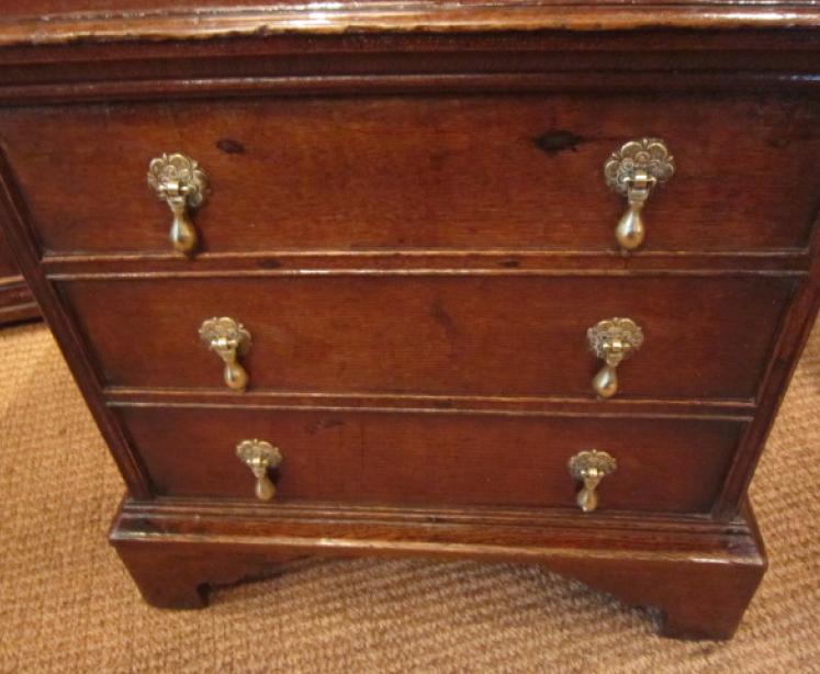Small George II Period Oak Coffer - Image 4