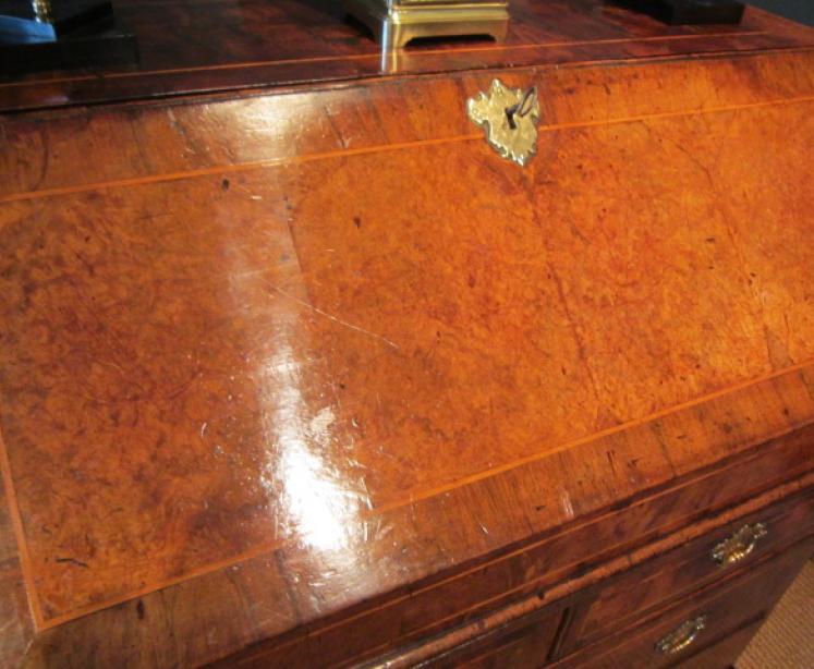 Stunning George I Figured Walnut Inlaid Bureau - Image 2