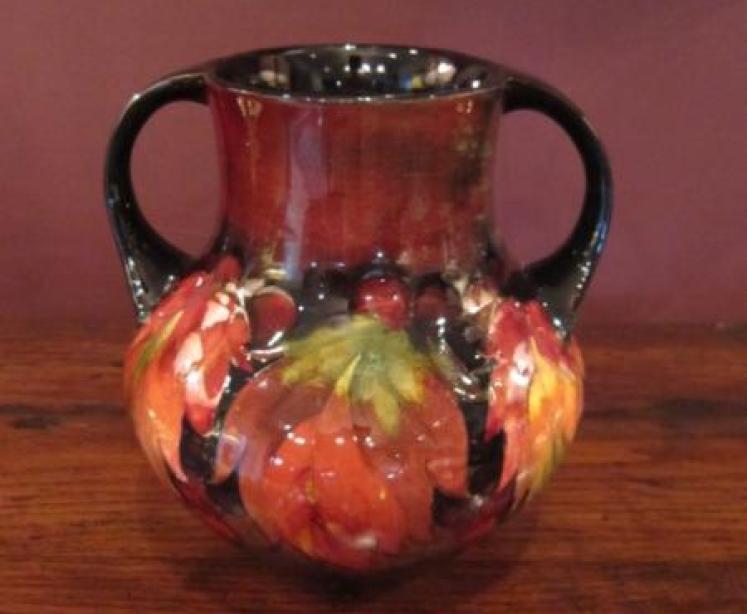Superb Moorcroft Autumn Leaf & Berries Vase - Image 1