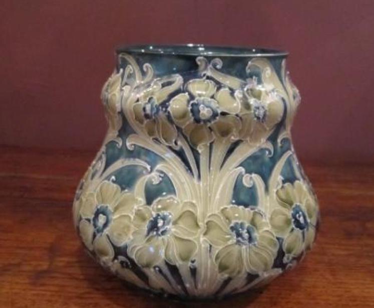Early McIntyre Moorcroft Florian 'Daisy' Vase - Image 1
