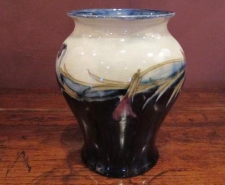 Early Moorcroft 'Pansy Bud' Design Vase - Image 5
