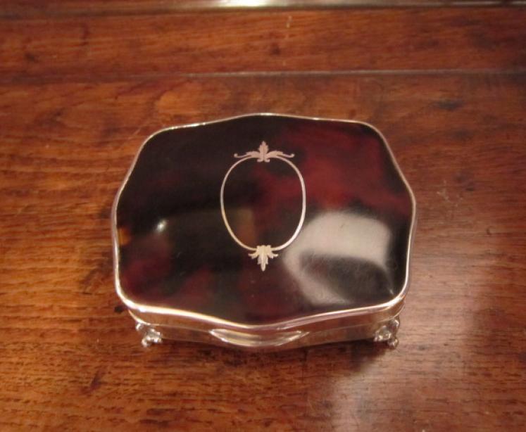 High Quality George V Silver & Tortoiseshell Jewel Box - Image 2