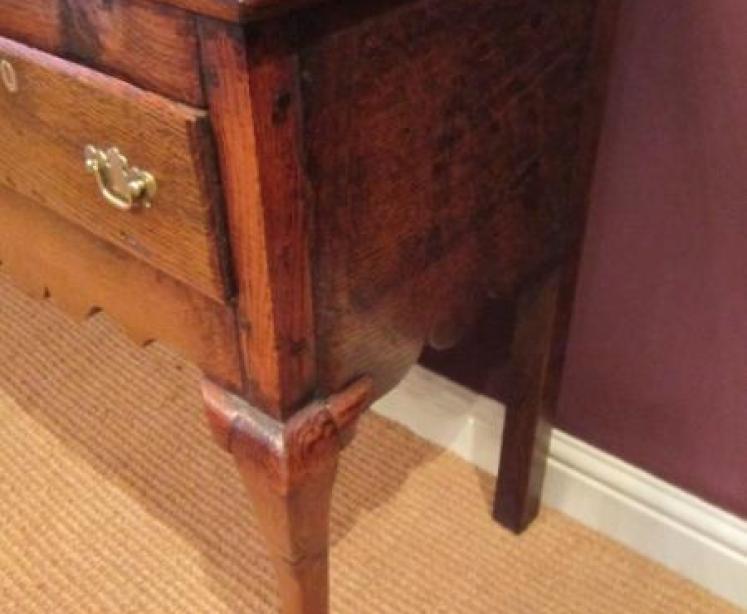 Small George III Oak Cabriole Leg Dresser - Image 2