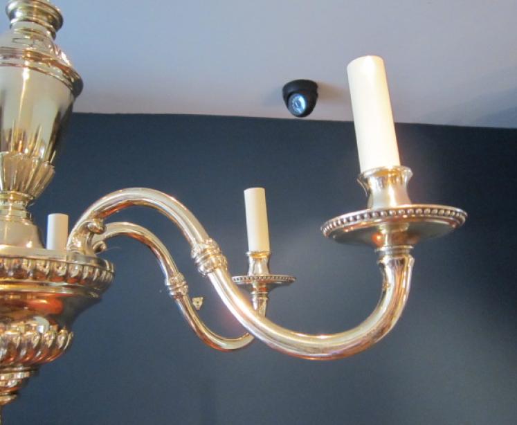 Edwardian Cast Brass Classical Style Chandelier - Image 4