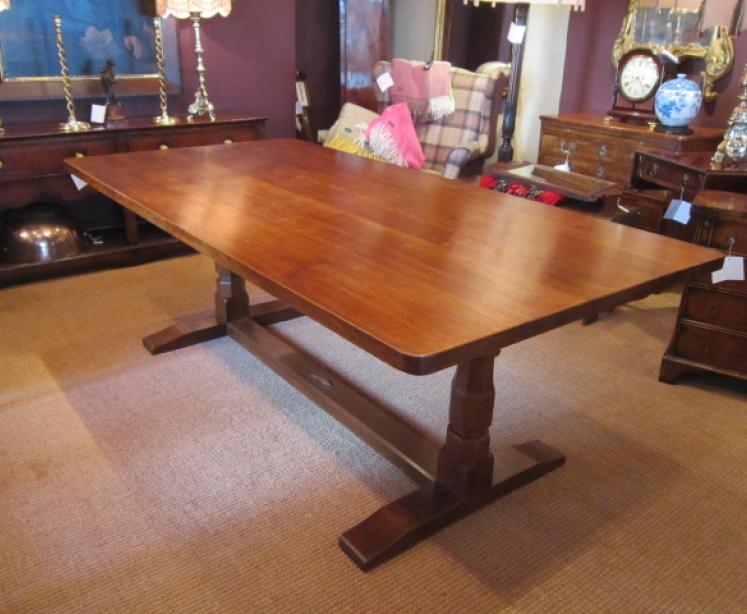 Superb Oak 'Lizardman' Dining Room Suite - Image 4