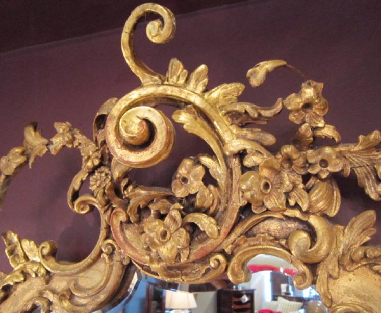 Very Original Early Victorian Gilt Shaped Mirror - Image 2