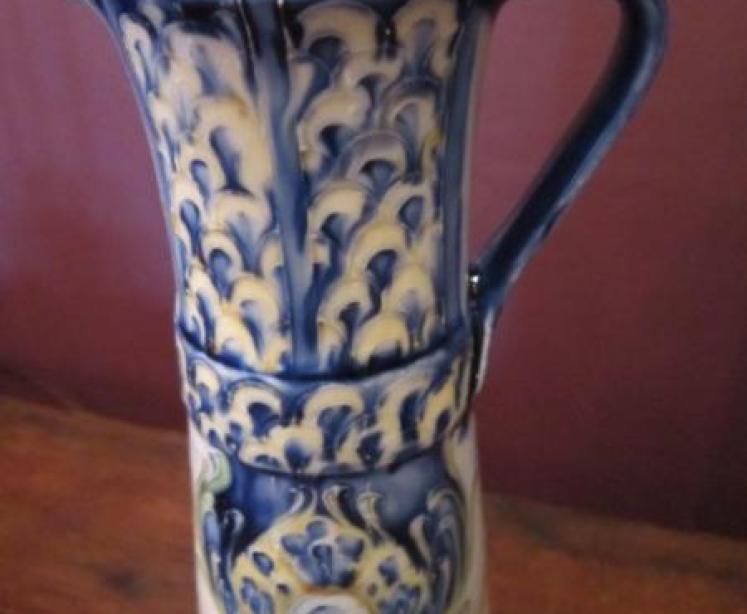 Art Nouveau McIntyre Moorcroft Peacock Feathers Jug - Image 4