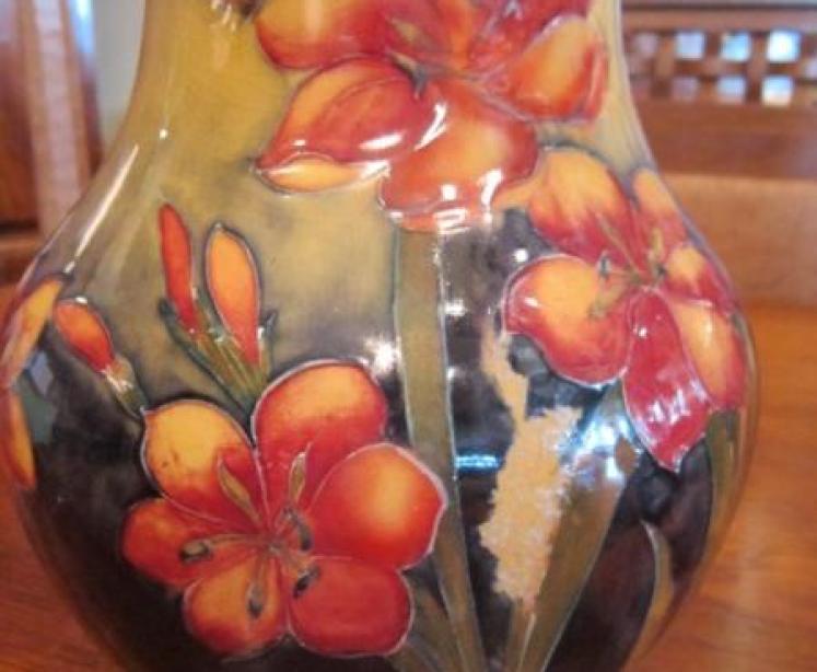Impressive Moorcroft Freesia Yellow Top Vase - Image 3