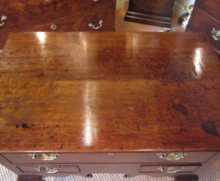 Superb George II Period Oak Lowboy - Image 2