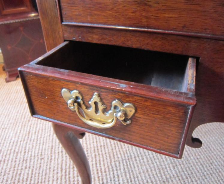 Superb George II Period Oak Lowboy - Image 5