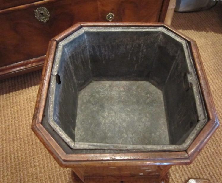 Superb 18th Century Walnut & Marquetry Wine Cooler - Image 4