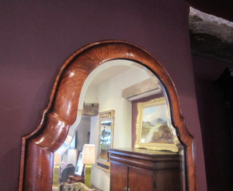Superb 19th Century Walnut Cushion Framed Mirrror - Image 4