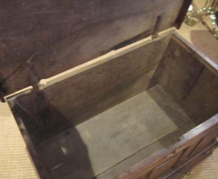 Original George II Period Oak Coffer Bach - Image 4