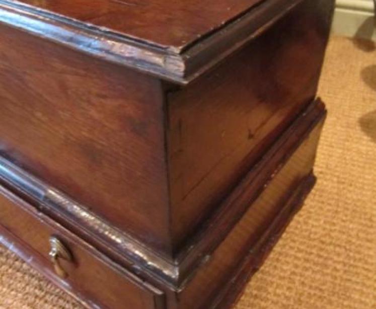 Small William & Mary Period Oak Coffer Bach - Image 5