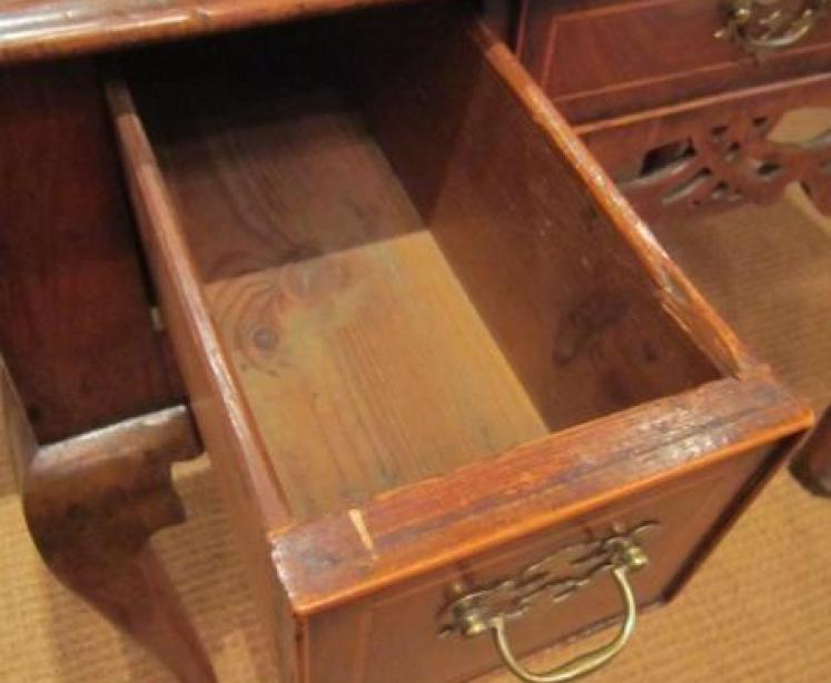 Superb Queen Anne Period Walnut Inlaid Lowboy - Image 5