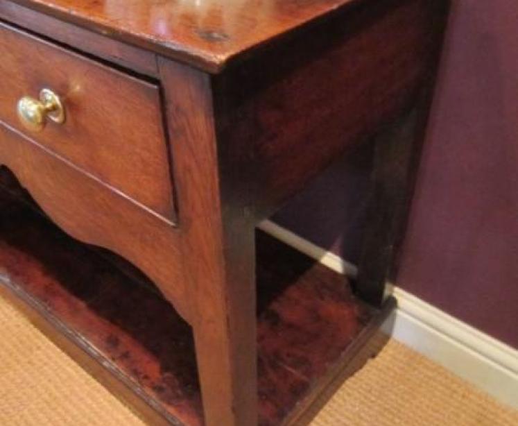 Superb George II Period Oak Pot Board Dresser - Image 5