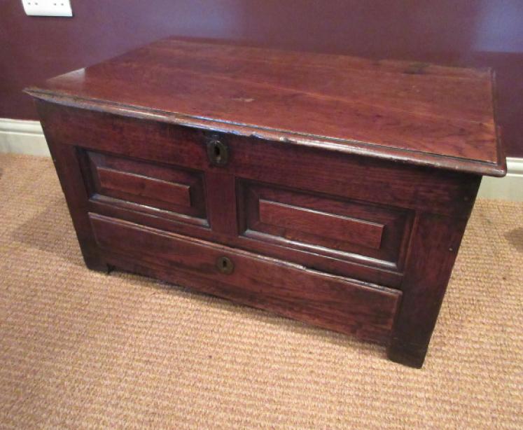 Small George II Period Oak Coffer Bach - Image 1